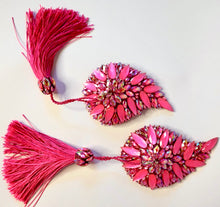 Lade das Bild in den Galerie-Viewer, Pasties mit abnehmbaren Tassel wings / pink
